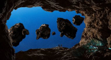 Asteroid bir mağarada keşfetmek astronotlar 3d işleme öğeleri