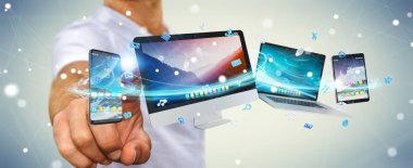 İşadamı teknik cihazlar ve simgeler uygulamaları 3d re bağlanılıyor