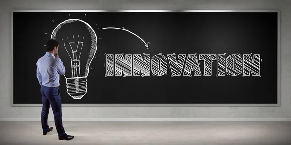 Affärsman titta innovation skiss på ett bräde 3d-rendering — Stockfoto