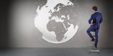 Bir duvar 3d re dijital planet earth arabirimini kullanarak iş adamı