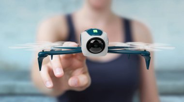 Modern dron 3d işlemesini kullanan iş kadını