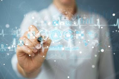 Bir kalem ile dijital tıbbi arabirimini kullanarak işkadını 3d parçalamak