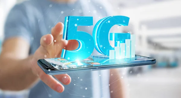 Empresario que utiliza la red 5G con renderizado 3D del teléfono móvil —  Fotos de Stock