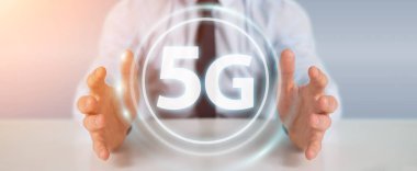 5 g ağ arabirimi 3d işlemesini kullanan iş adamı