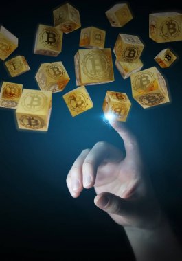 Bitcoins cryptocurrency 3d rendering kullanarak iş kadını