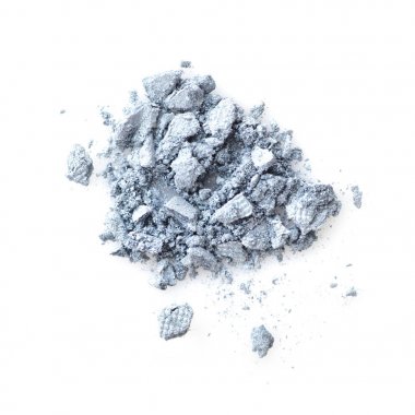 Beyaz arka plan üzerinde izole örnekleri göz farı ezilmiş.