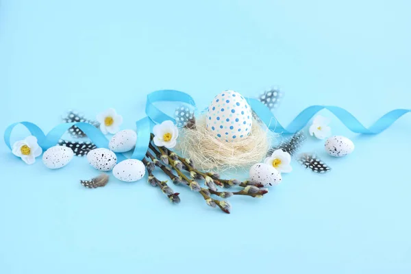 The concept of a holiday and a happy Easter — Stock Photo, Image