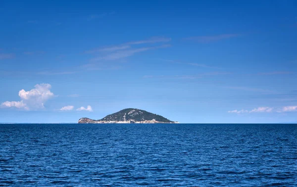 Esta Uma Ilha Desabitada Kelifos Golfo Toroneos Mar Egeu Halkidiki — Fotografia de Stock