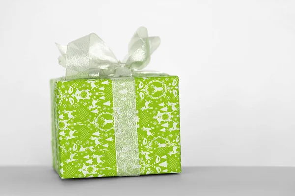 Gift box with ribbon on white background — Stock Photo, Image