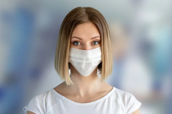 Verpleegster Arts Met Gezichtsmasker Gezondheidszorg Chirurgie Close Portret Van Jonge — Stockfoto