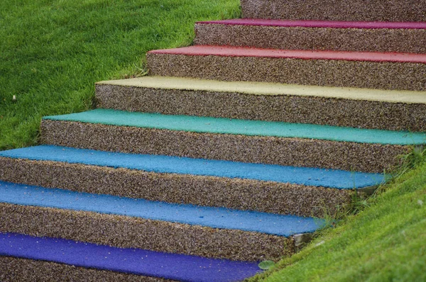 Hermosa Escalera Multicolor Parque — Foto de Stock