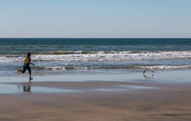 Martı sonra kaçan genç kız