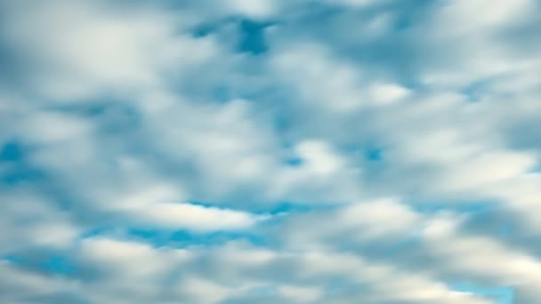 Timelapse Nube móvil en el cielo azul — Vídeo de stock