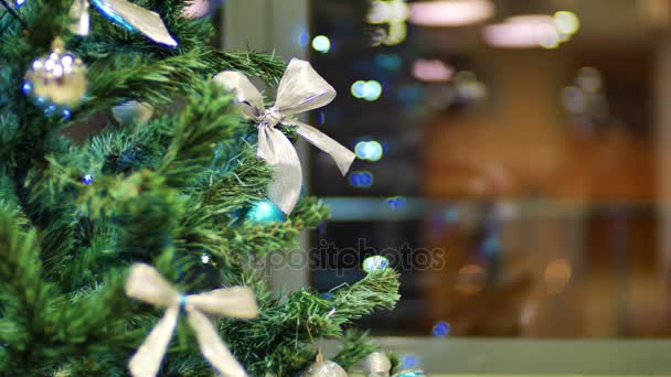 Guirnalda de árbol de Navidad intermitente luces brillantes Navidad y Año Nuevo Decoración. fondo de Navidad estática — Vídeos de Stock