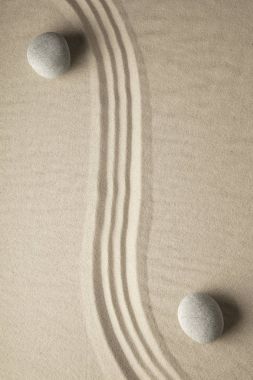 Zen taşları ve kum