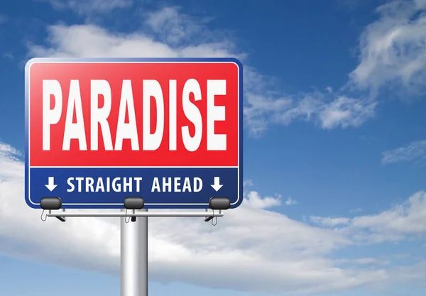 Paradise Road Sign Mot Molnig Himmel Bakgrund — Stockfoto