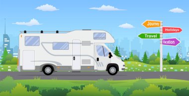 Camper van şehir arka plan üzerinde.