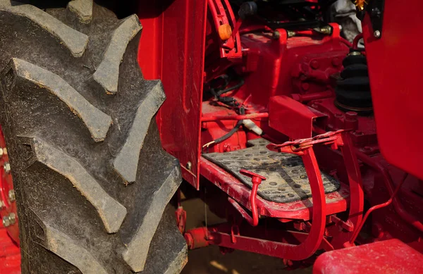 Tarım Traktörüne Yakın Çekim — Stok fotoğraf