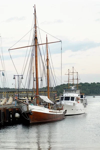Tekneler ve yatlar Oslo Harbor