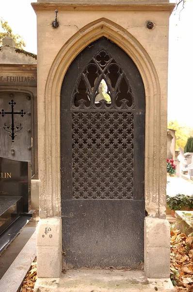 拉雪兹神父陵墓 — 图库照片