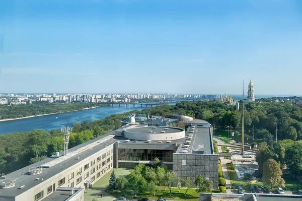 Kyjev město, letní panorama, výhled na město, Ukrajina — Stock fotografie