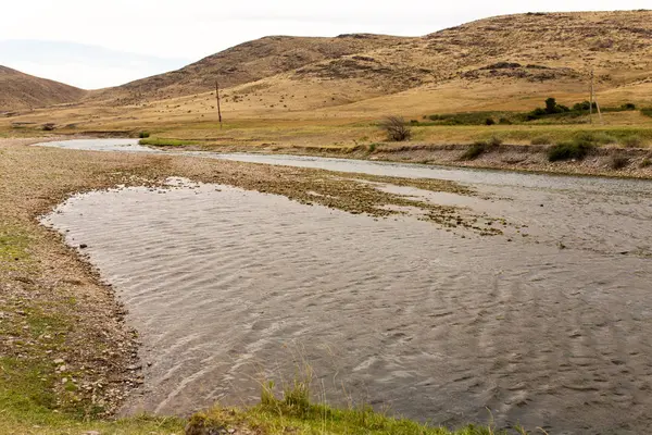 Kazakistan'ın Boralday Nehri