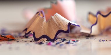 bir kalem enkazı. Makro