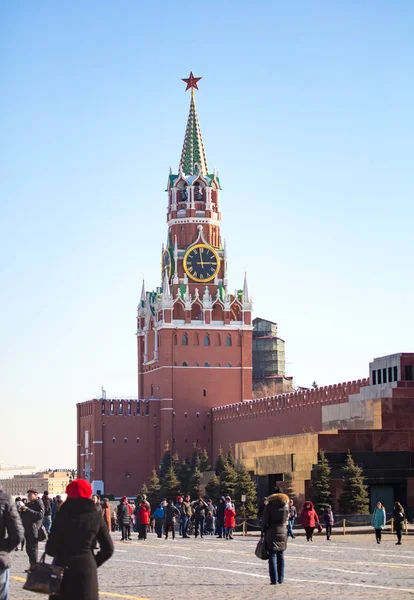 МОСКВА, РОССИЯ - 24 марта 2018 года: Красная площадь в Москве — стоковое фото