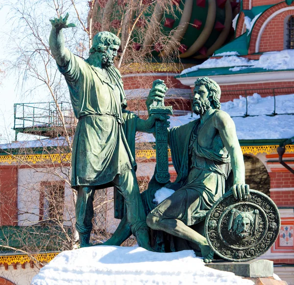 モスクワの赤の広場、モスクワ, ロシア連邦 - 2013 年 3 月 24 日: 記念碑 — ストック写真