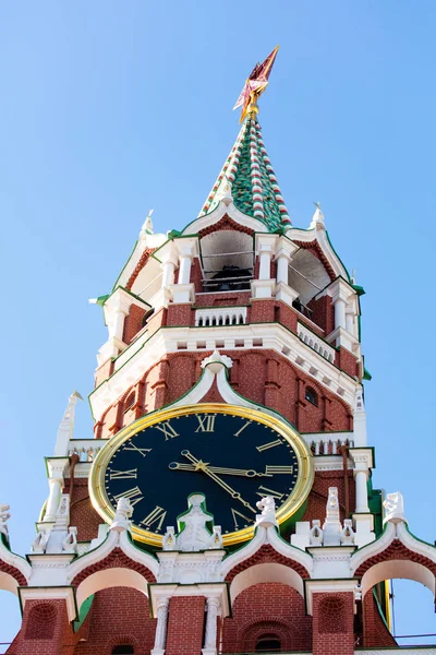 Moscow, Russia - March 24, 2013: Watch at the Kremlin in Moscow — Stock Photo, Image