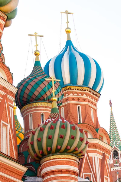 莫斯科, 俄罗斯-2013年3月24日: 在莫斯科的教堂圆顶 — 图库照片
