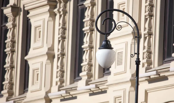 Moscow, Russia - March 24, 2013: Lantern on the Red Square in Moscow — Stock Photo, Image