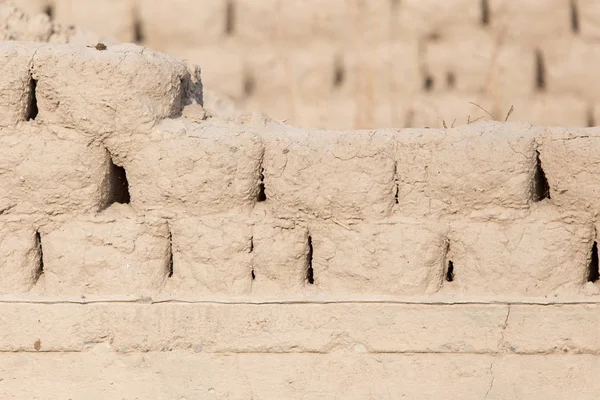 Brick wall made of clay — Stock Photo, Image