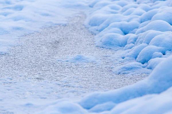 Neige bleue le matin comme fond — Photo