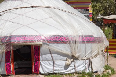 Kırgızistan yurt doğada