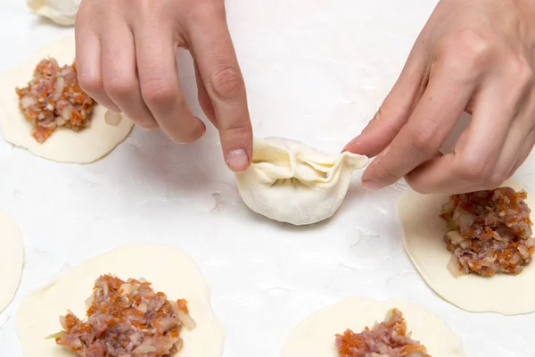 Cooking dumplings from dough — Stock Photo, Image