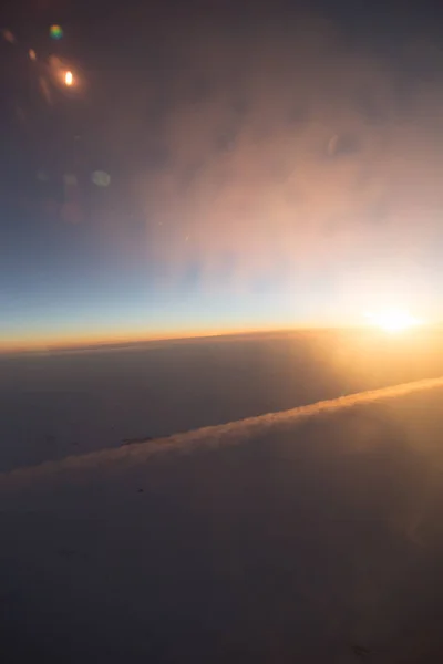 Vista sul tramonto dall'aereo — Foto Stock