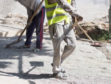 işçiler road kum ve çakıl dub