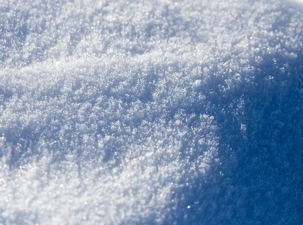 Schnee in der Natur als Hintergrund — Stockfoto