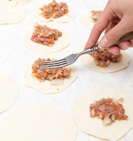 Cooking dumplings from dough — Stock Photo, Image