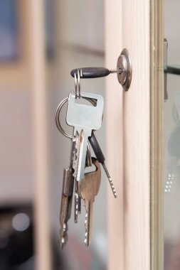 Kabin üzerindeki tuşları