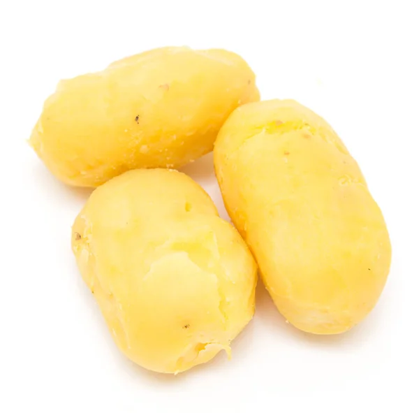 Gekookte aardappelen op een witte achtergrond — Stockfoto