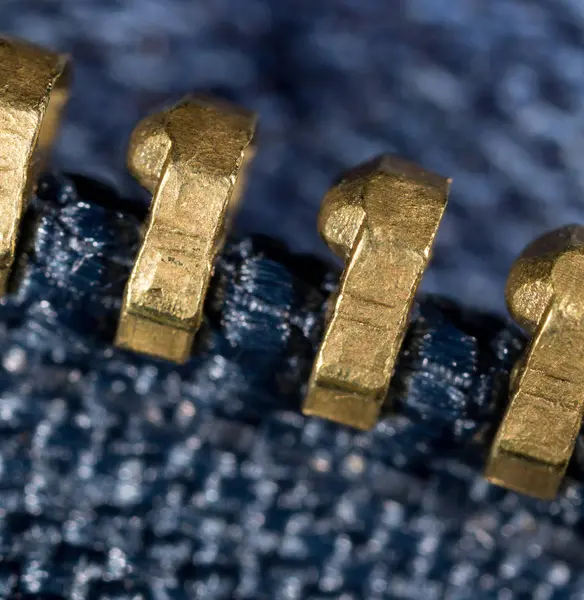 Cremallera en jeans como fondo. macro —  Fotos de Stock