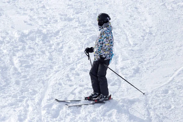 Ski homme en hiver — Photo