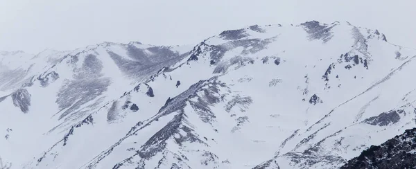 Besneeuwde Bergen Van Tian Shan Winter — Stockfoto