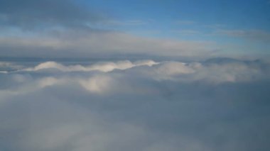 Düşük ışık cloudscapes. Bunlar gerçek organik bulutlar, bir fotoğraf uçaktan değil bilgisayar Cg vurdu..