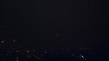 Bir Gece Şehrinde Havai fişek Kutlaması