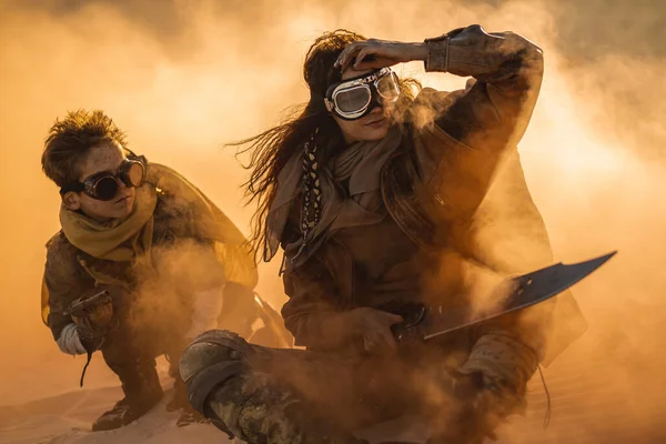 Post apocalyptic Woman and Boy Outdoors in a Wasteland — Stock Photo, Image