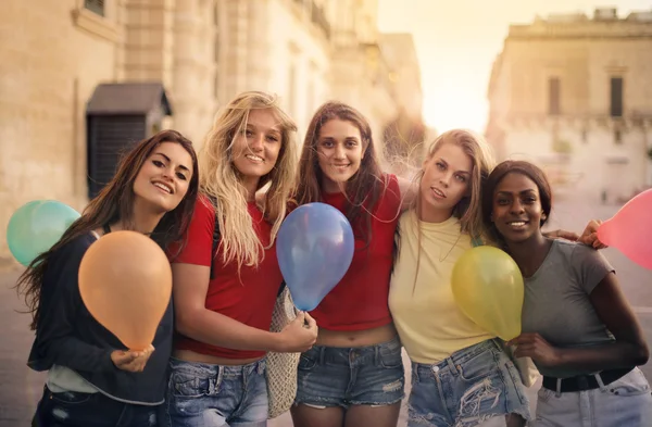 Vrouwen met ballooons — Stockfoto