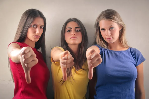 Les femmes détestent quelque chose — Photo